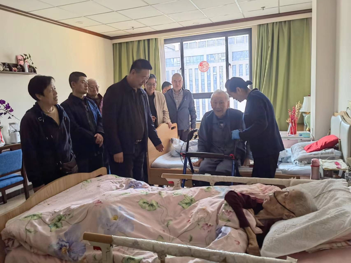 Kích thước to bất thường: Tôm nuôi theo phương pháp tự nhiên sẽ có kích thước không